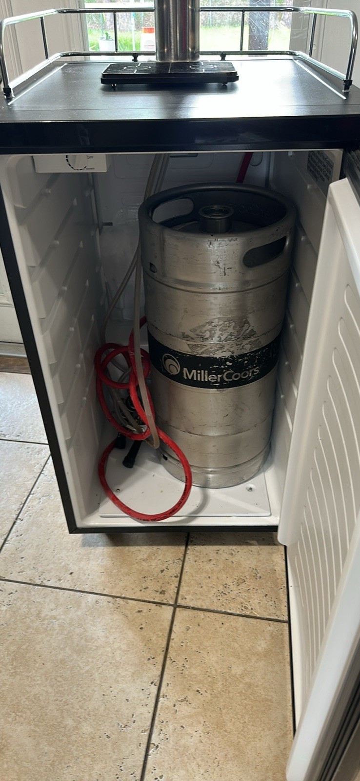 Double Tap Edgestar Kegerator With One Keg.
