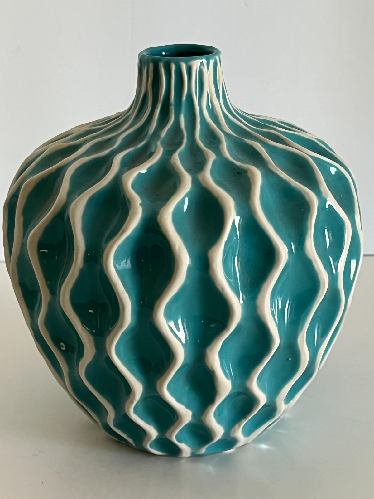 Modern Raised Wavy Design Vases Set of 3