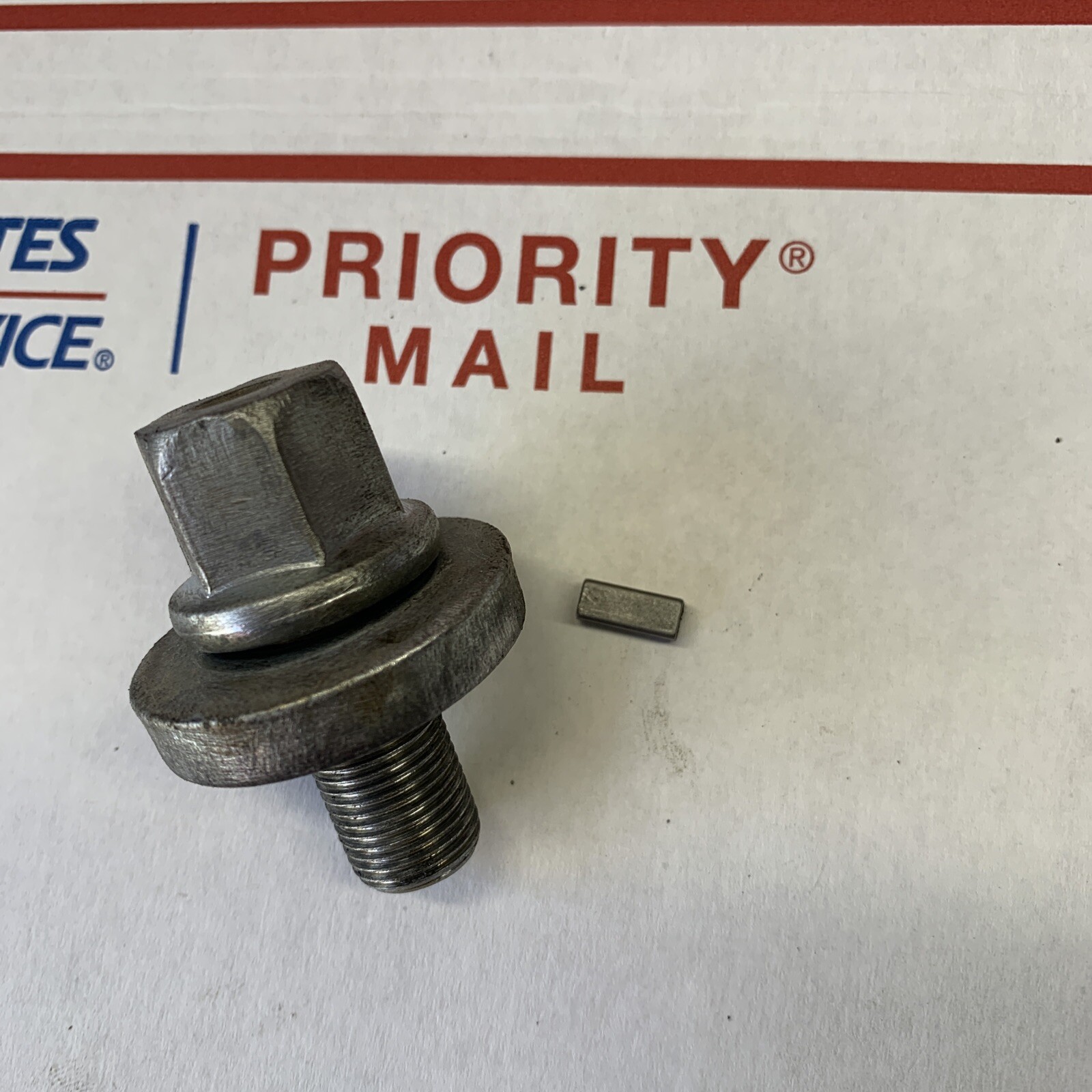 OEM B Series Crank Bolt + Key Way 90-01 Integra Civic SI Del Sol B16 B17 B18 B20