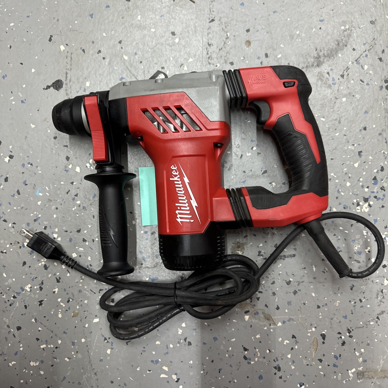 Milwaukee 5268-21 1-1/8" Corded Rotary Hammer Drill