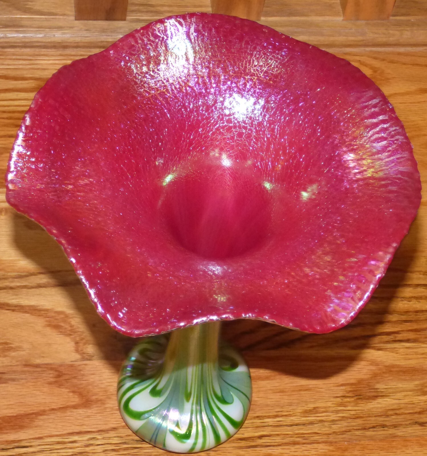 Charles Lotton Aventurine Art Glass Vase 2009 White/Green Pulled Feather 12 1/4"