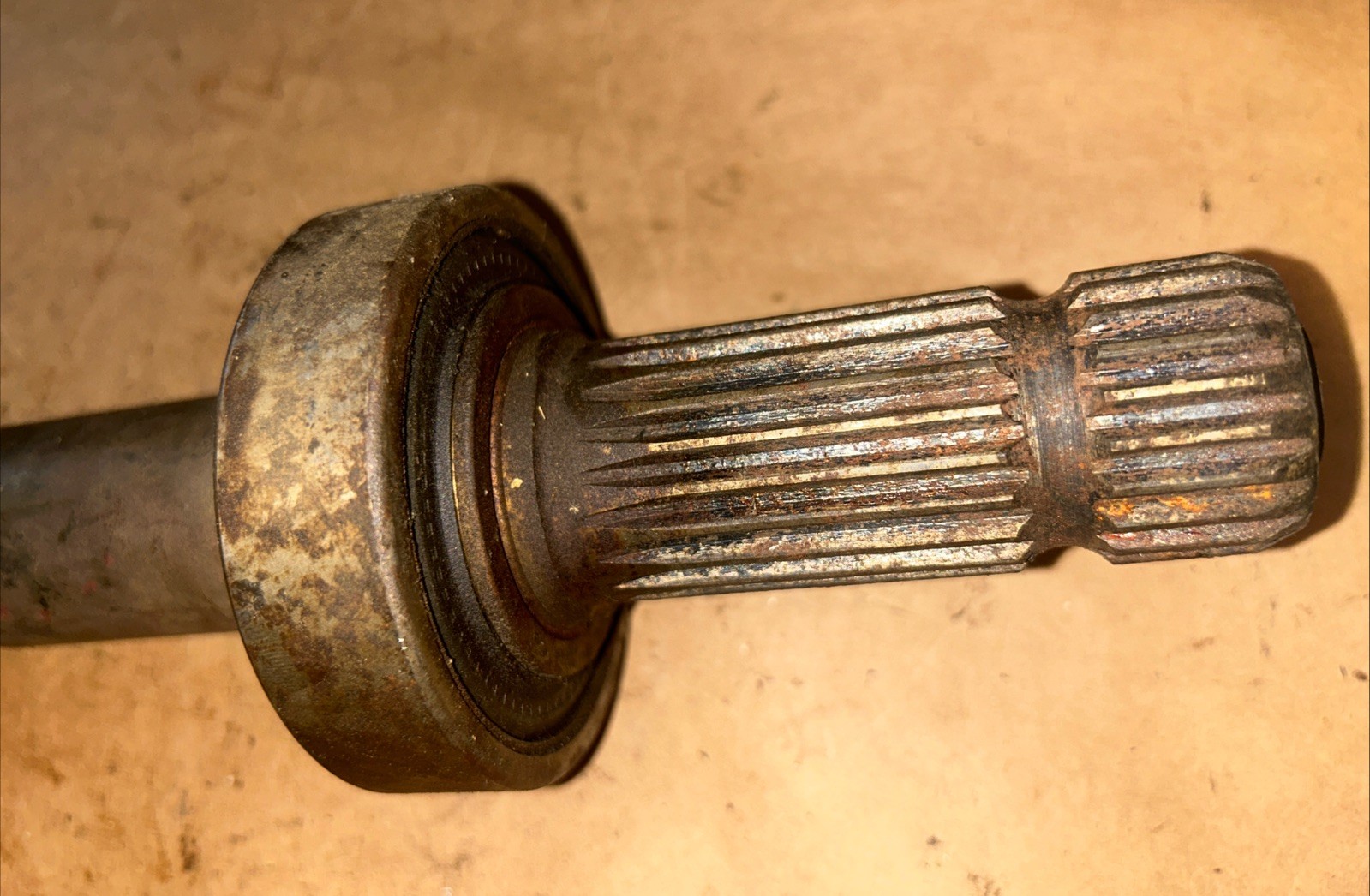 NOS 167694A 1000RPM PTO Shaft Oliver White Tractor 2-70 1650 1655 American 80