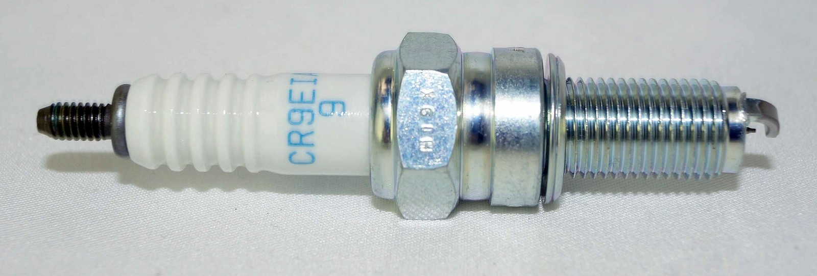 Set of 4 Genuine NGK 6289 Spark Plug CR9EIA9 Lazer Iridium CR9EIA-9