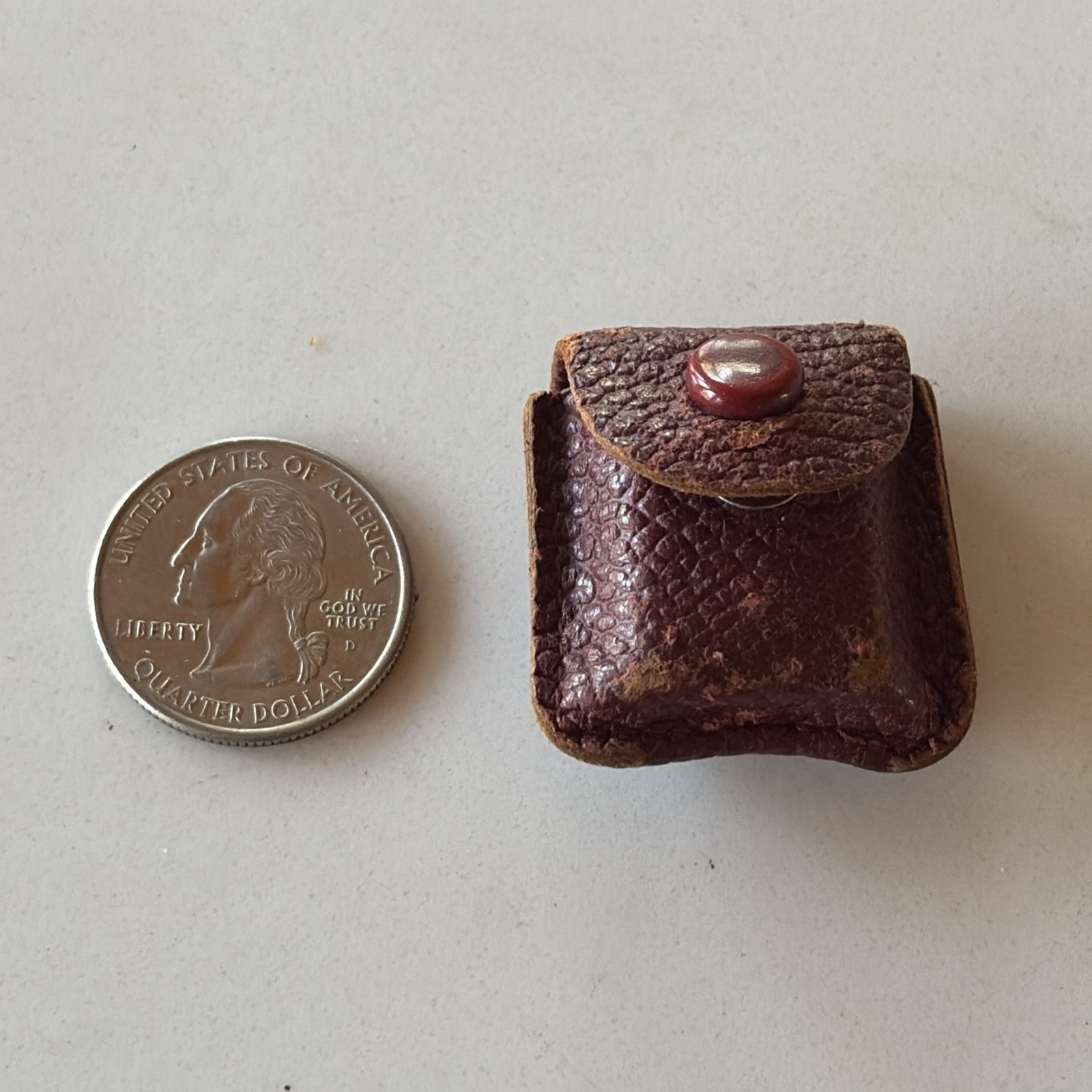 KOH-I-NOOR-BRASS Pencil Sharpener W/ Leather Case -Made GERMANY “Tutior Juwel”