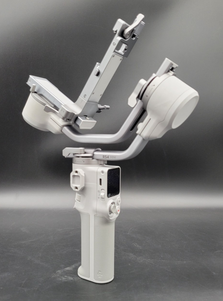 DJI RS 4 Mini 3-Axis Gimbal Stabilizer for Cameras MINT Complete Set