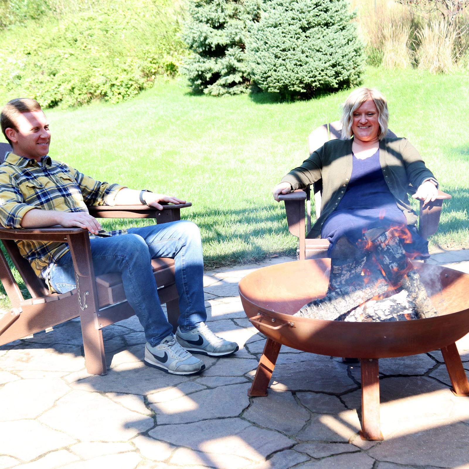 34 in Rustic Cast Iron Fire Pit Bowl with Stand by Sunnydaze