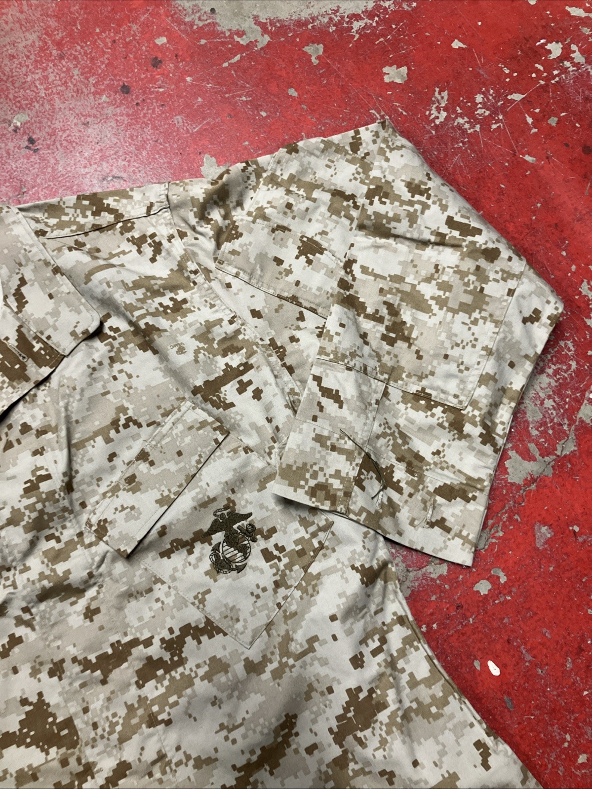 USMC DESERT MARPAT UNIFORM BLOUSE-MEDIUM REGULAR