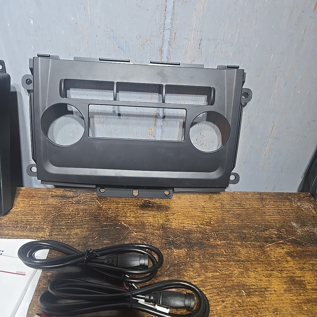 Android 13 Car Stereo w/Carplay Android Auto for Nissan Frontier 2009-2014