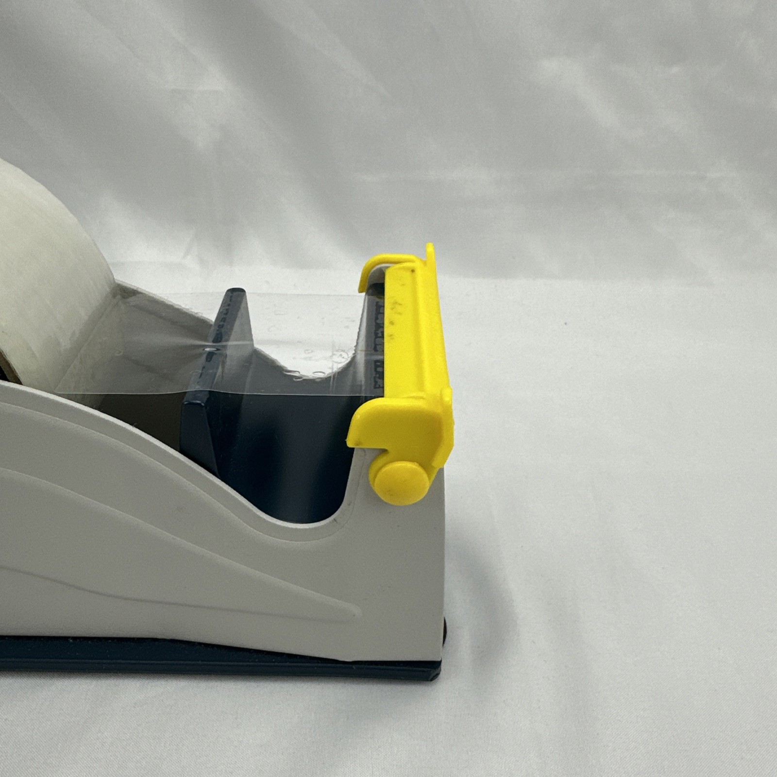 Excell ET-12271 Tape Dispenser 2" Wide 3" Core Steel Desktop Multi-Roll GUC