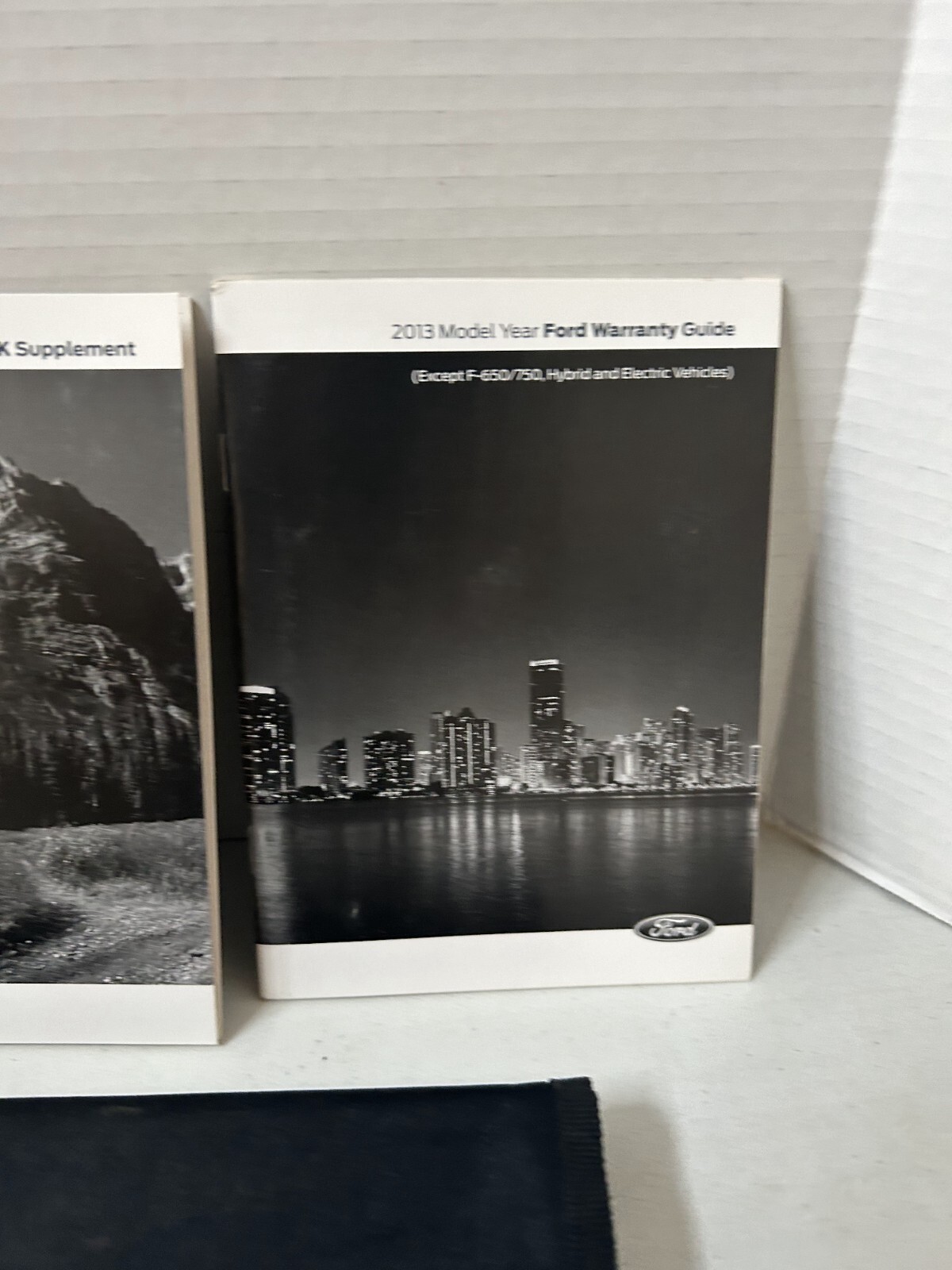 2013 FORD ESCAPE Factory Owners Manual Set & Case OEM Free Shipping