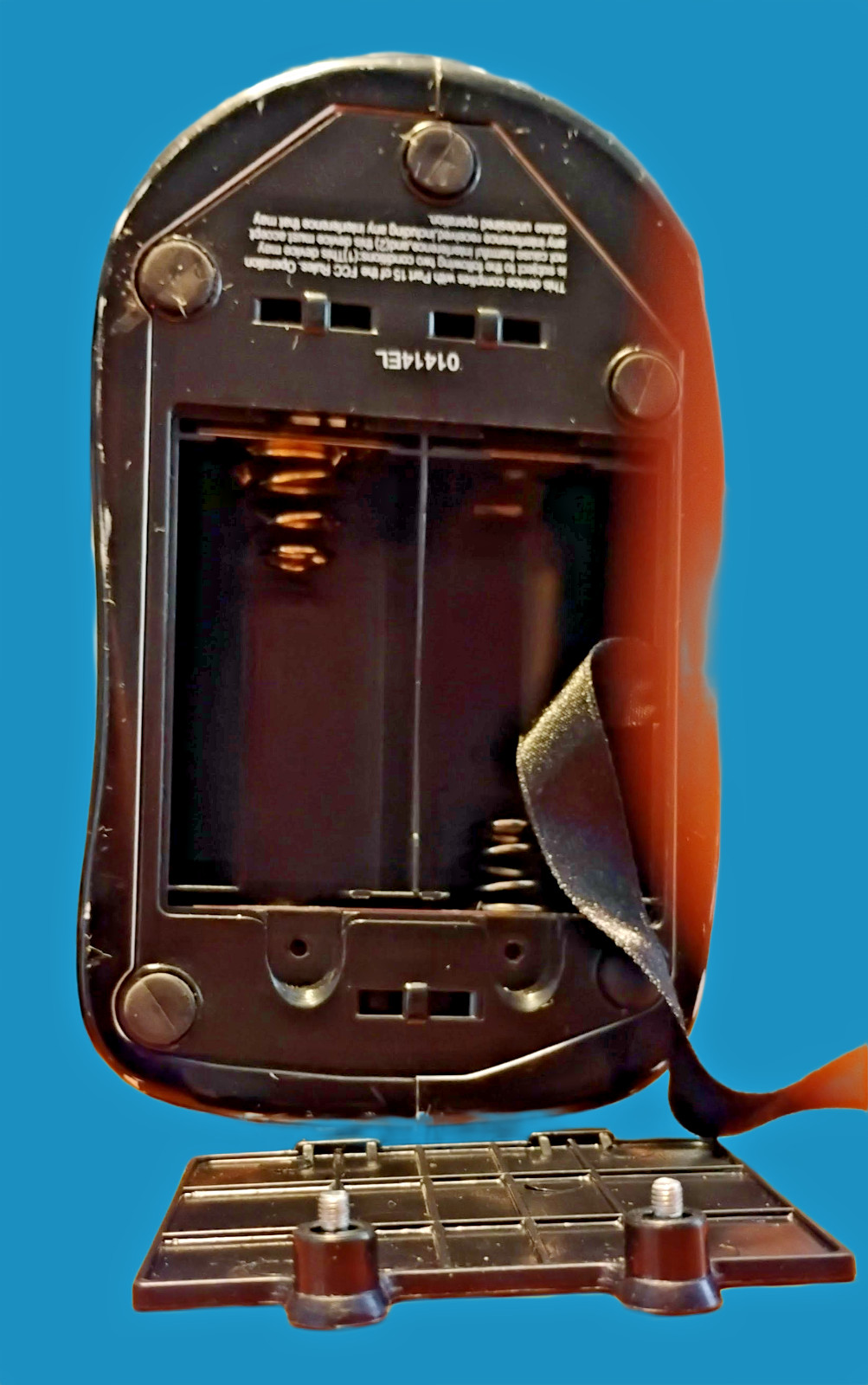 Vintage WowWee Robosapien Robot 2004 - Startup Tested - NO REMOTE - See Video