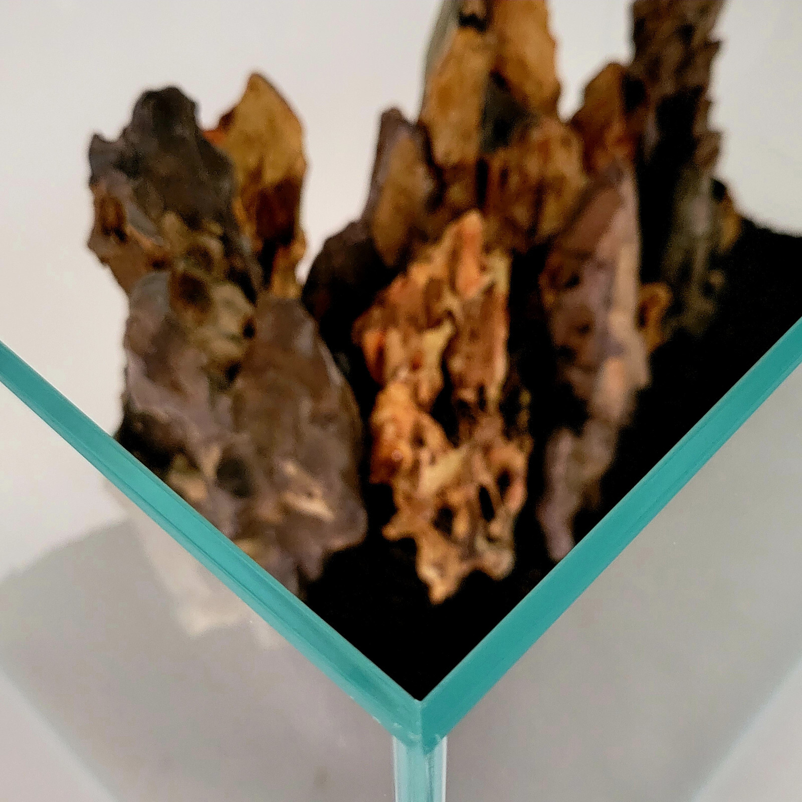 Dragon Stone (Ohko Stone) / Planted Aquarium / Decoration / Hardscape / 20 Lbs