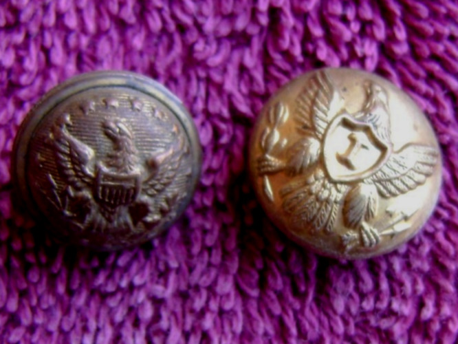 NON EXCAVATED UNION STAFF OFFICER & EAGLE  "I" INFANTRY OFFICER CUFF BUTTONS