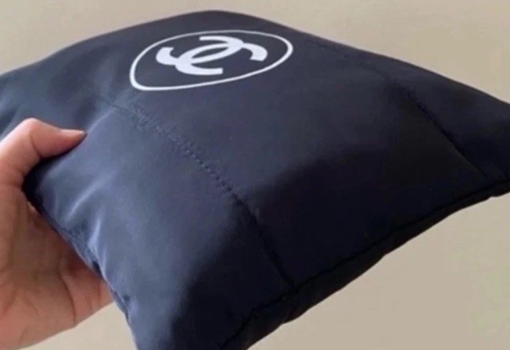 Black Chanel Beauty Pouch VIP Cosmetic Makeup Case Organizer Bag New