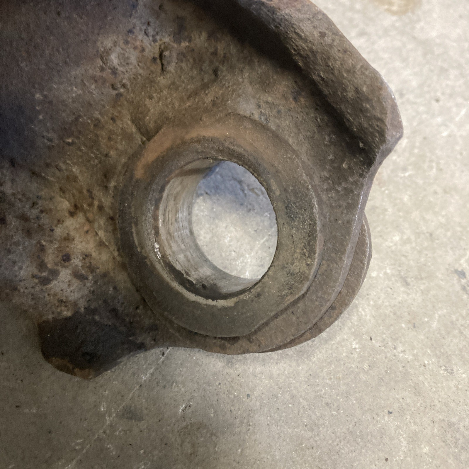 1980-1996 FORD F150 Bronco Dana 44 TTB 4x4 FRONT RIGHT AXLE BEAM HOUSING USED