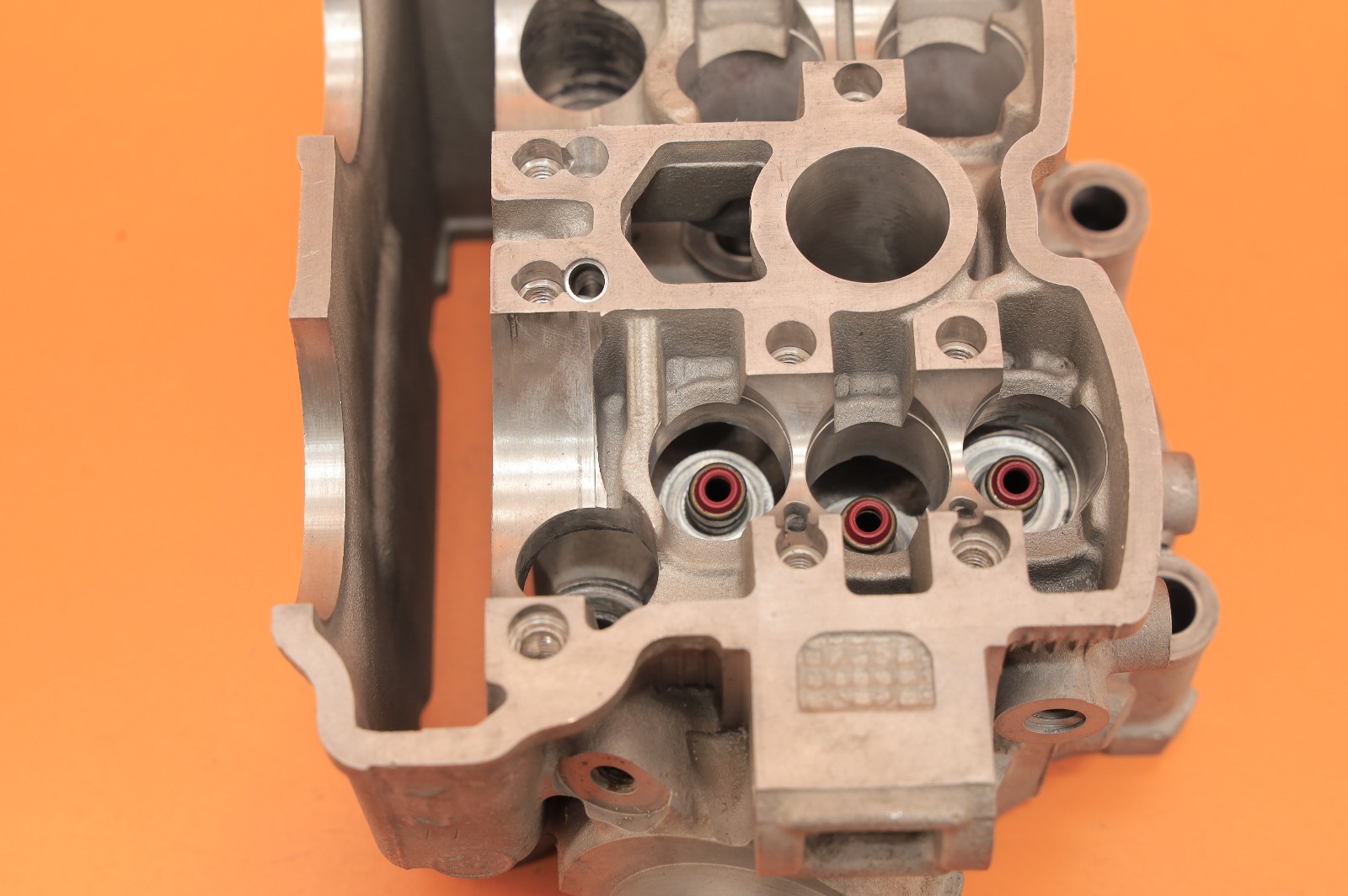 2007 07-13 WR250F WR 250F OEM Engine Cylinder Head Camshaft Tower Top End ***