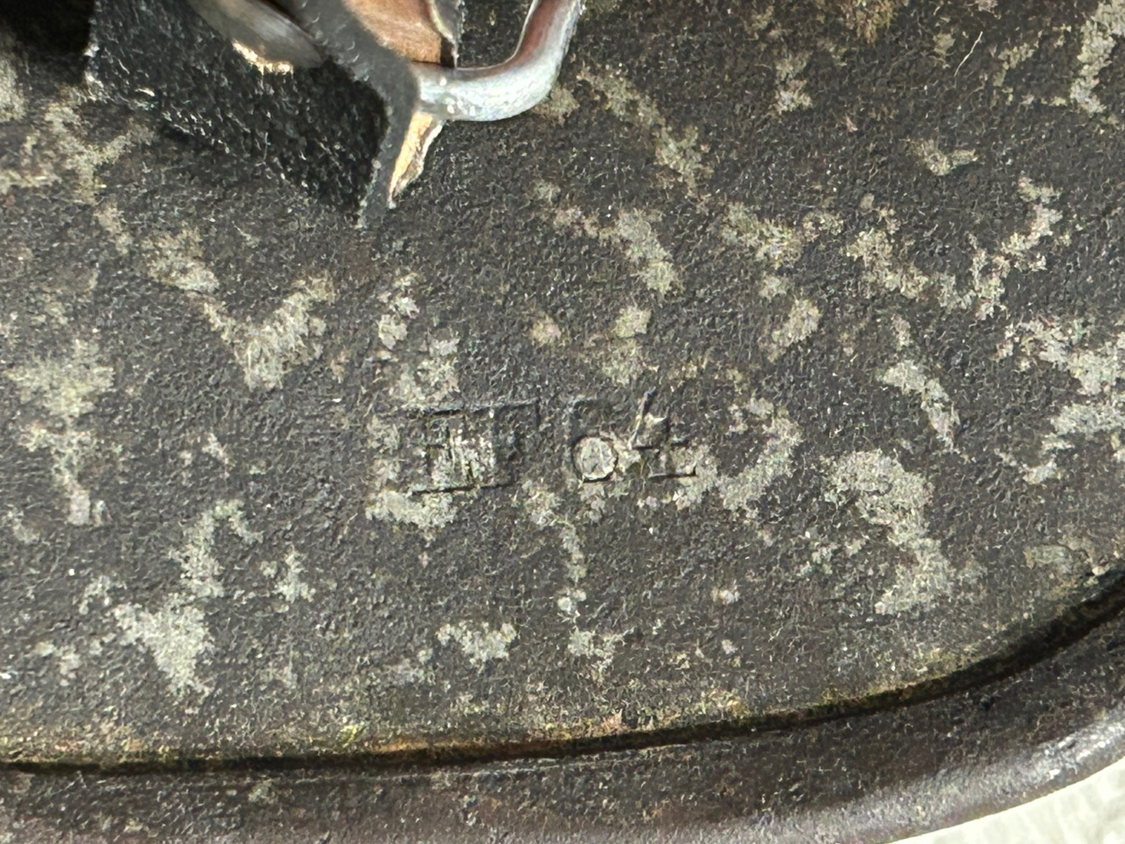 German Helmet M40 WW2 original paint (without restoration) WWII size 64