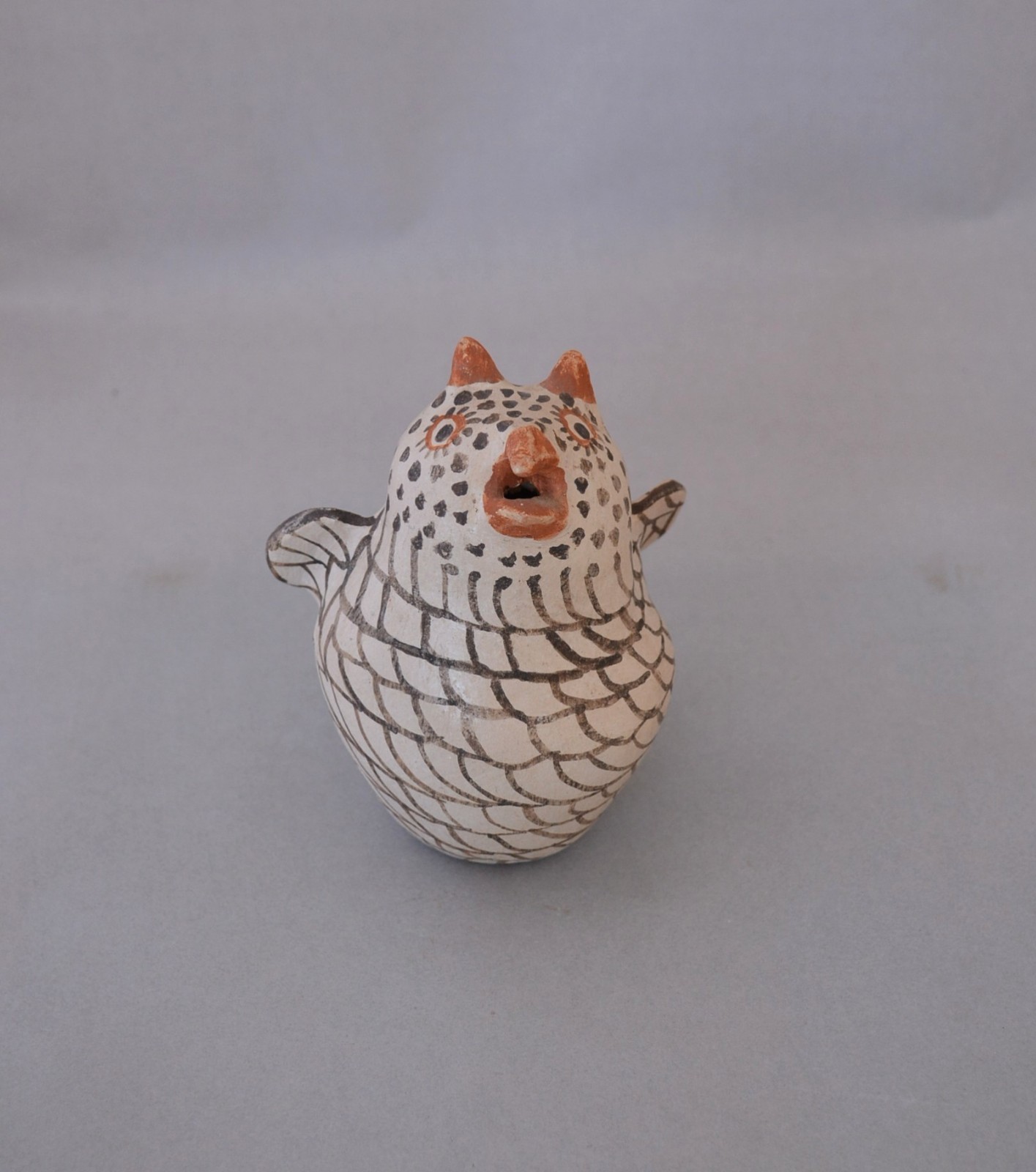 Rare Vintage Zuni Owl Pottery Pot - 5" Tall x 4" Across