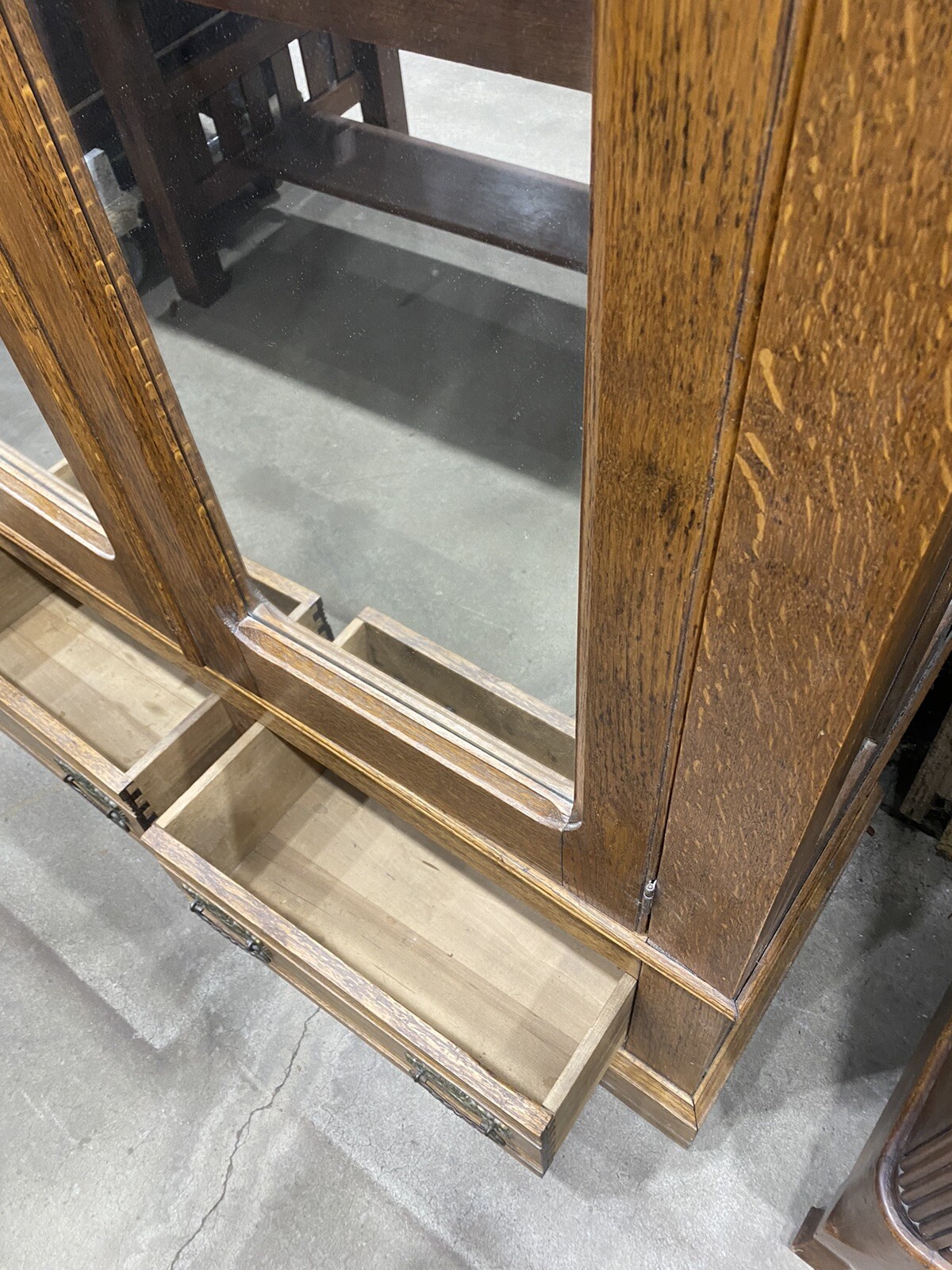 65564 Antique Victorian Oak 2 Door Wardrobe Cabinet