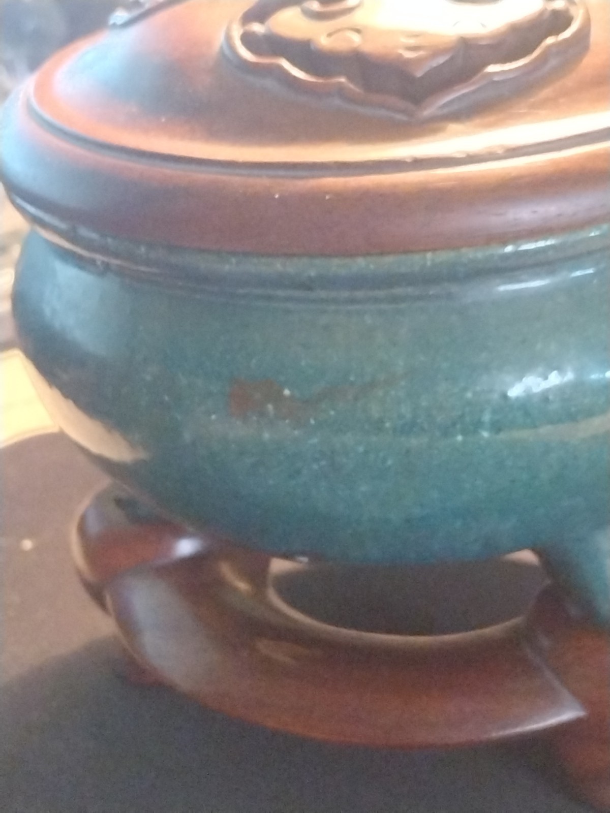 19th CENTURY CHINESE TURQUOISE GREEN GLAZED FOOTED FOO DOG CENSER * W/STAND