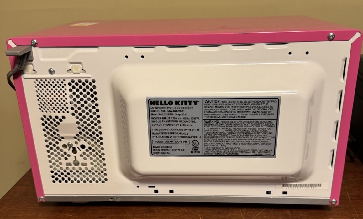 RARE Hello Kitty Hot Pink Microwave Collectable 2011 - Great Working Condition
