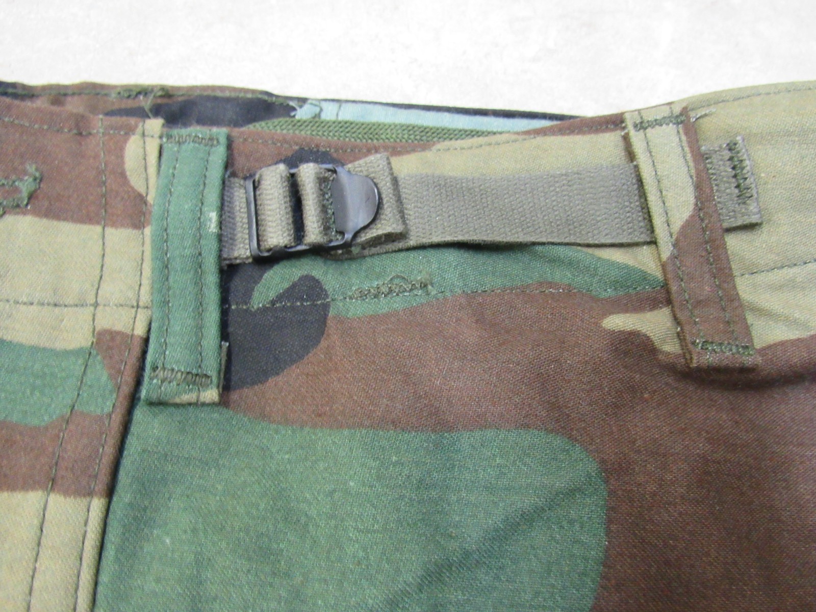 US GI M65 Woodland Camo Field Pants Trousers Medium Regular 1985 NOS