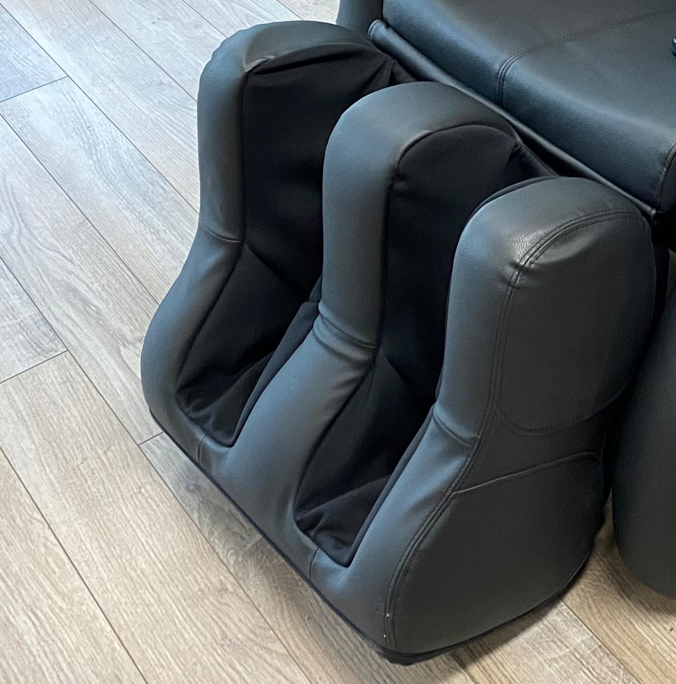 Human Touch iJoy 320 Massage Chair Calf and Foot Massager Ottoman - Black OEM