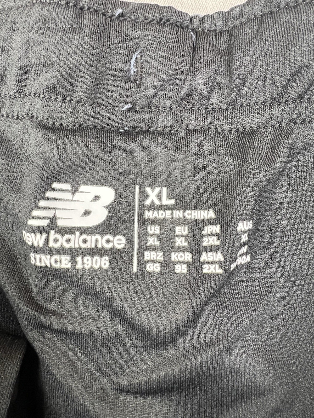 New Balance Core Run 5" Size XL Lined Shorts Gray Lightweight NB DRY