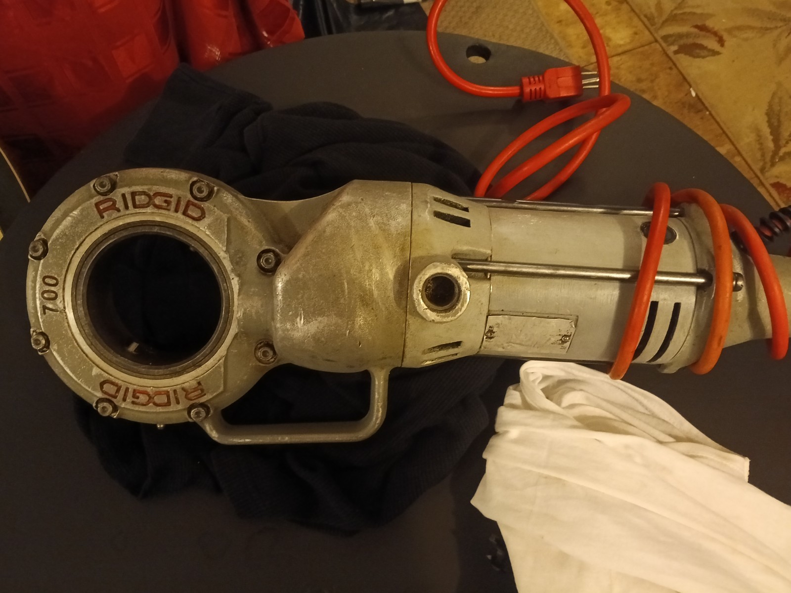 Ridgid 700 Pipe Threading Tool