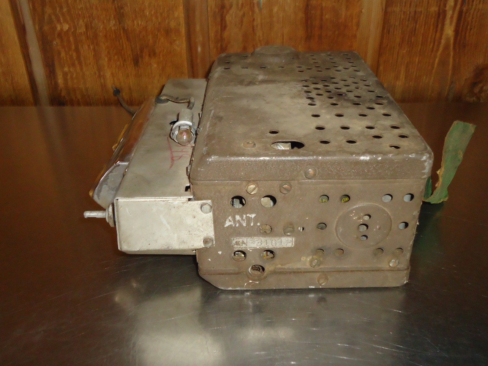 OEM Nash AM Radio Model 6MN082 1946 1947 Ambassador 600