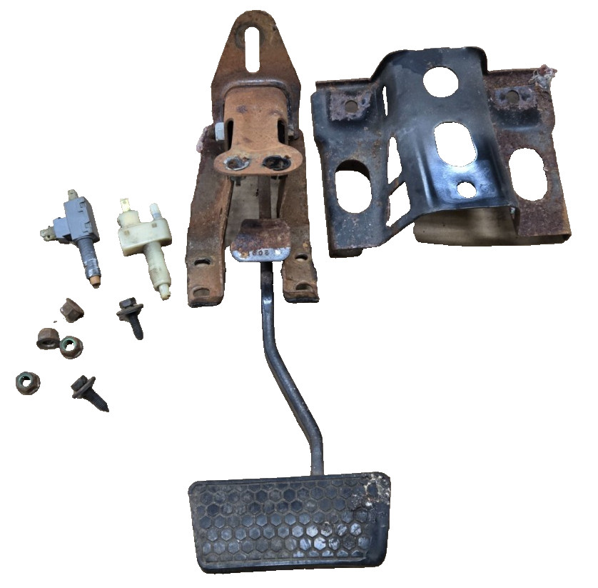 1982-1992 Camaro Firebird Brake Pedal & Mounting Bracket OEM
