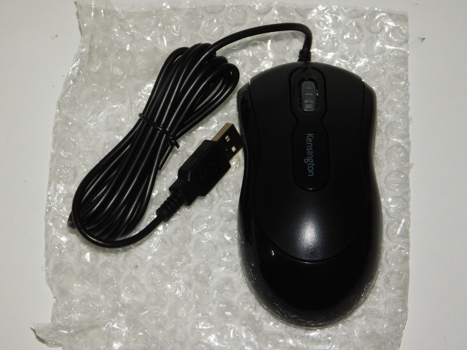 New Kensington M01215 Mouse in Box Wired Optical USB Computer PC Laptop K72356US