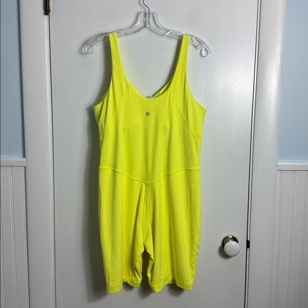 Lululemon Align Bodysuit 8" Electric Lemon Size 14