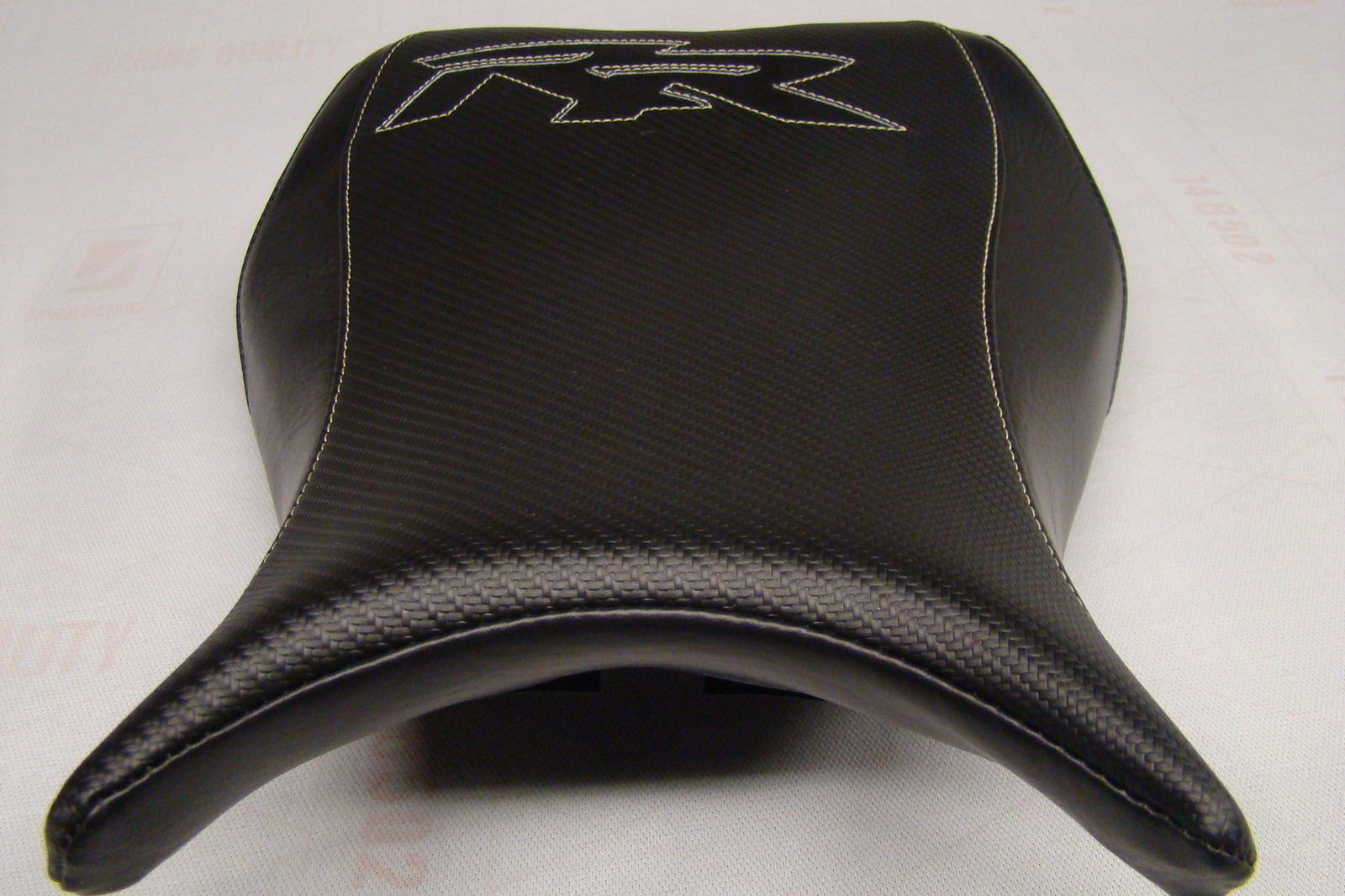 HONDA 08/09 CBR1000RR FRONT & REAR SEAT COVERS BLK CARBON FIBER