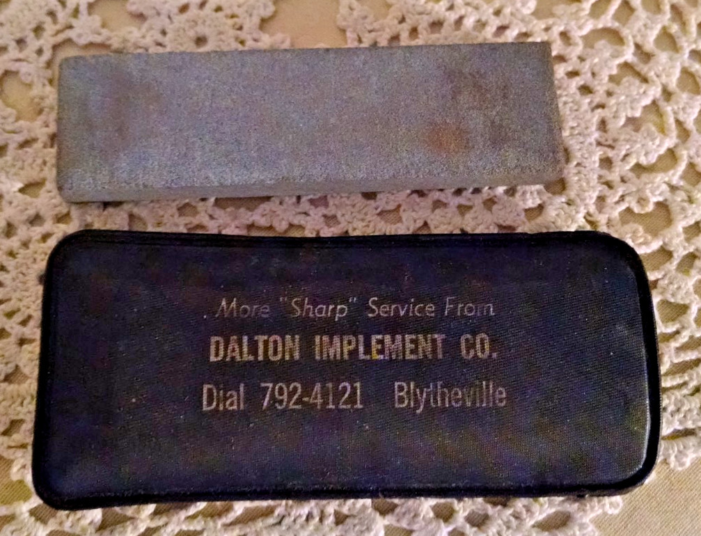Dalton Implement Co Sharpening Stone Org Case Blytheville Arkansas Honing Tool