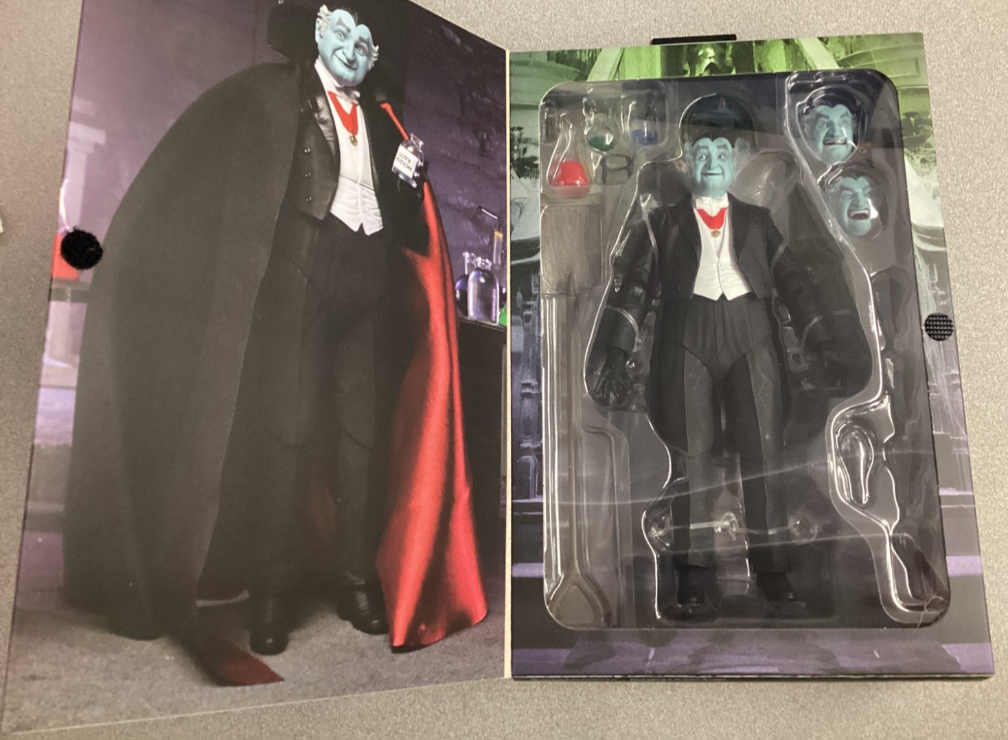 Neca Ultimate The Munsters TV 1964 Grandpa Munster Action Figure