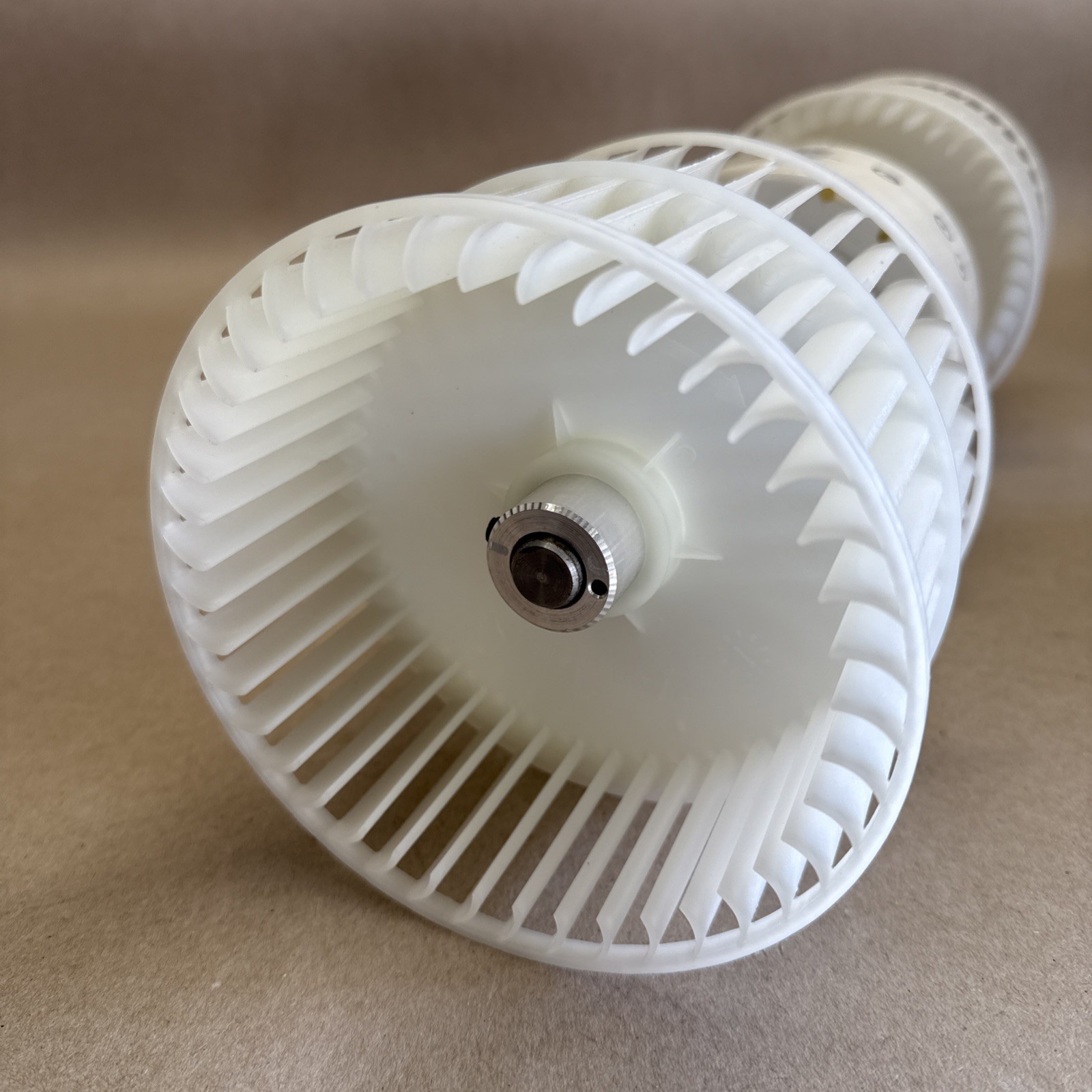 DC340V 8P 96W Motor Air Conditioner Inverter DC Fan SIC-70CW-D8114-1 KR61B218H01