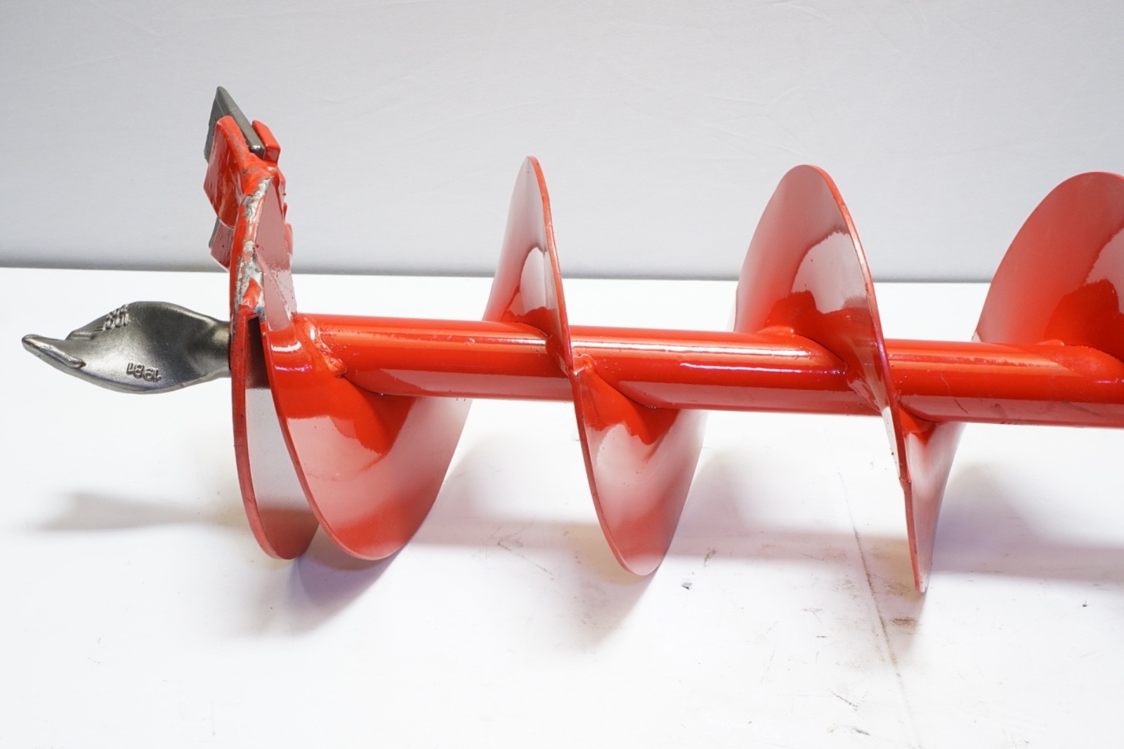 New Ground Hog 9in Pengo Auger Approx. 34" Length 9-10CS 2204-1986 Ships FREE