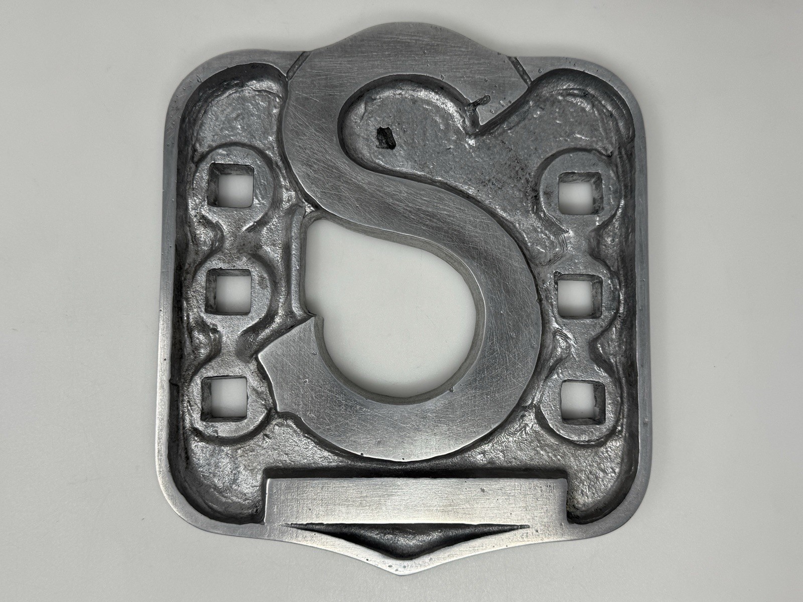 SEAGRAVE Fire Truck Front Bumper Emblem Nameplate Logo Badge Firetruck Metal