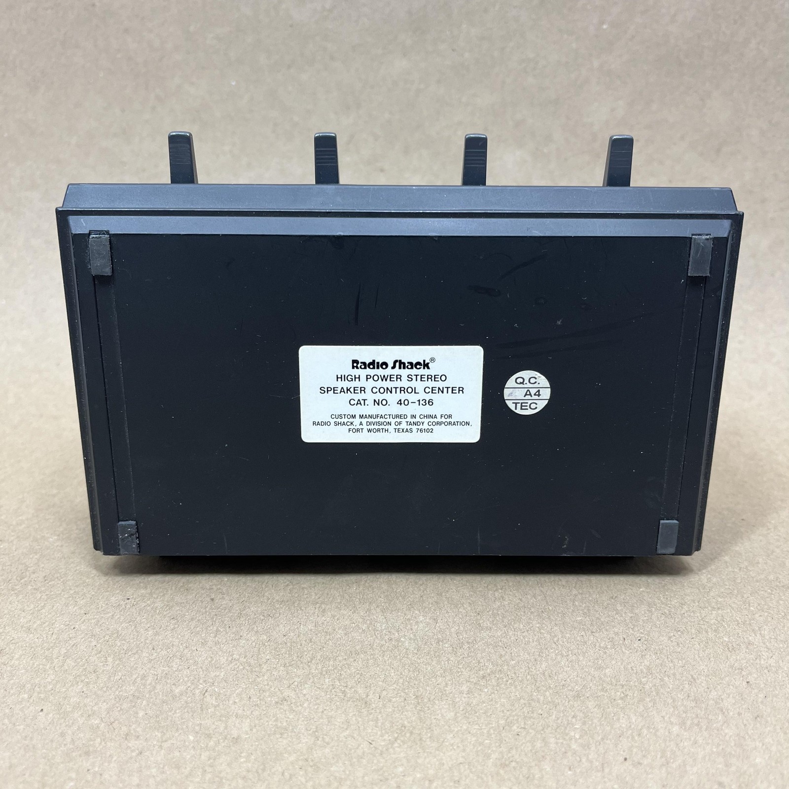 RadioShack High Power Stereo Speaker Selector 4-Way Control Center 40-136 Black