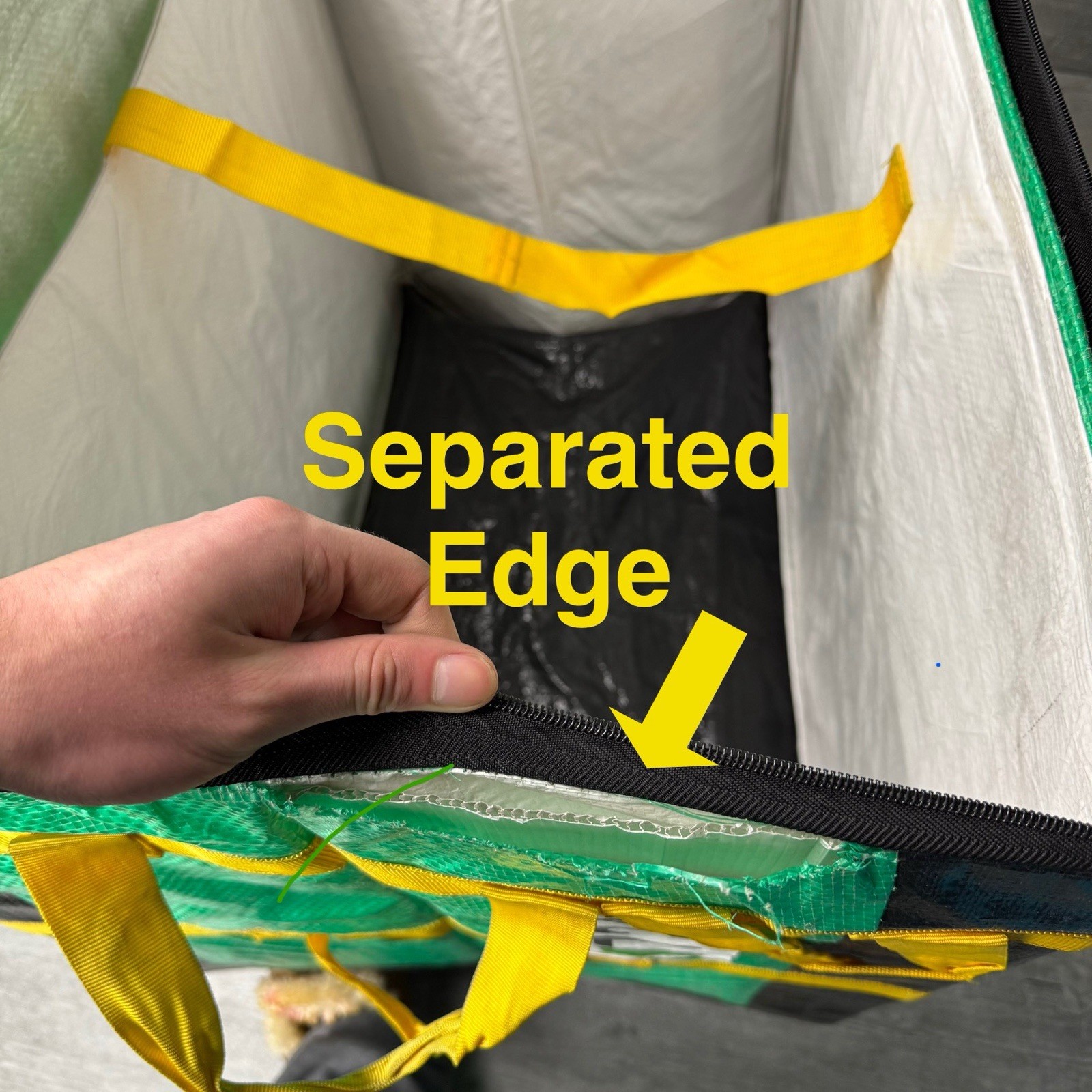 1 AMAZON COURIER DELIVERY STORAGE TOTE BAG 28x23x20 MIX COLORS *B GRADE* BULK