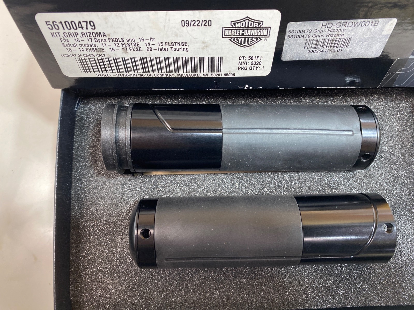 OEM Harley Davidson By Rizoma Hand Grips