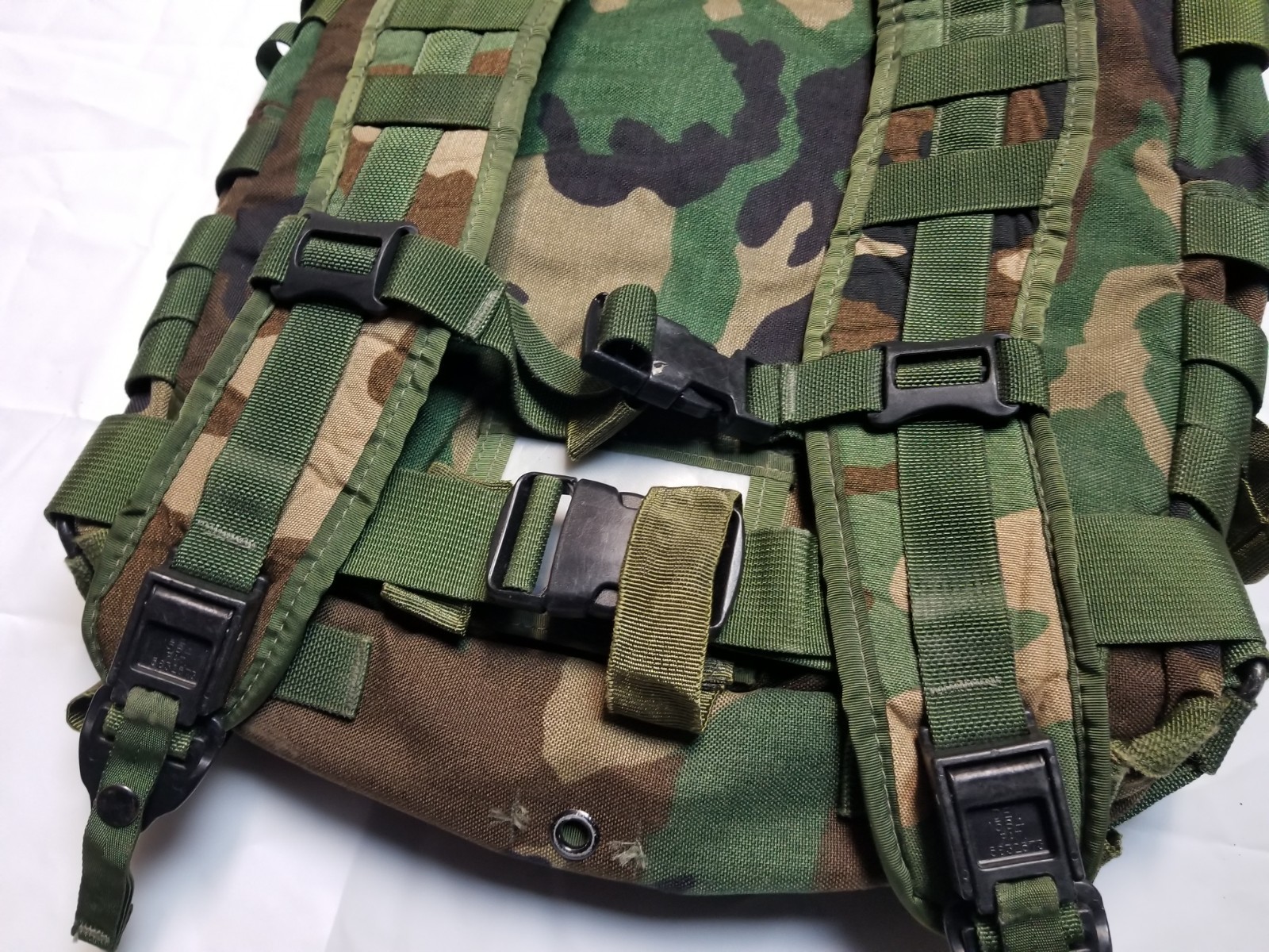 USGI Military MOLLE Woodland US Army Assault Pack SDS Style 4095 w/ Stiffener