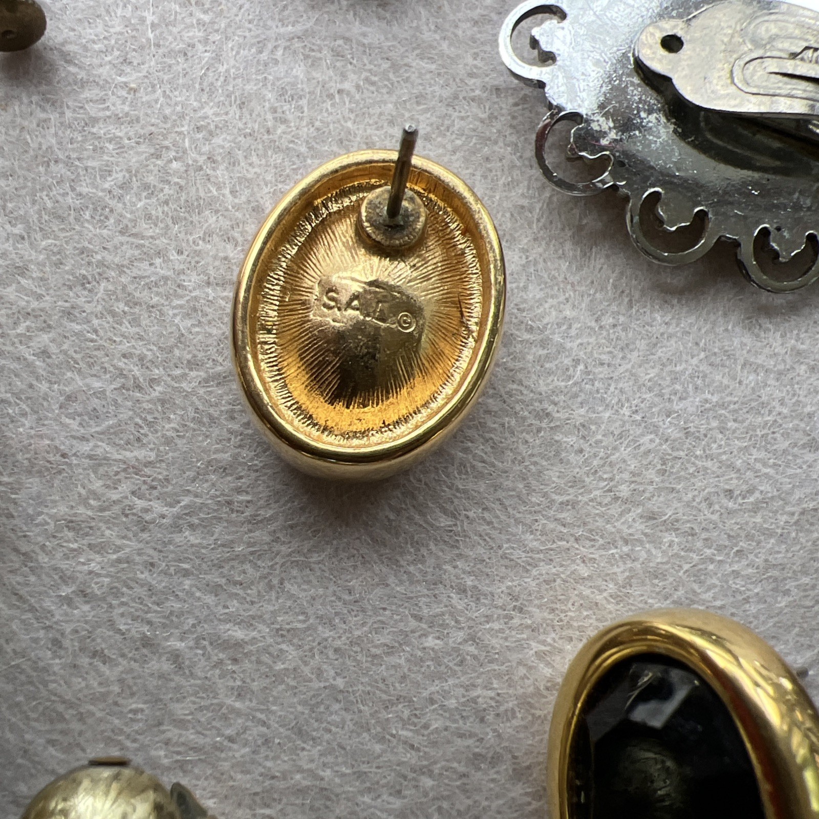 Vintage HIGH END COSTUME EARRING LOT - 13 Pair - Boucher, Trifari, Juliana +++!