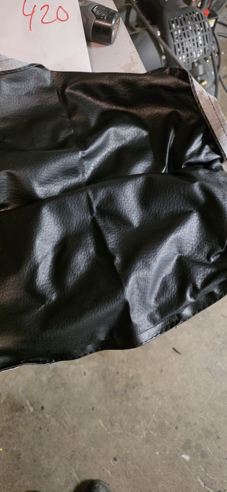 Kawasaki GPZ ZX900 NINJA 1984 RARE NOS Seat Cover 53003-1119