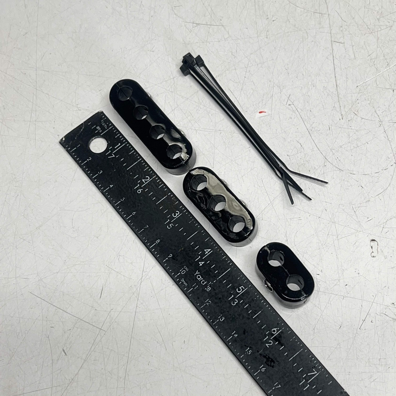 TAYLOR CABLE (6 PIECE) Taylor Clamp Style Wire Separator Set 7-8.2MM Black 42700