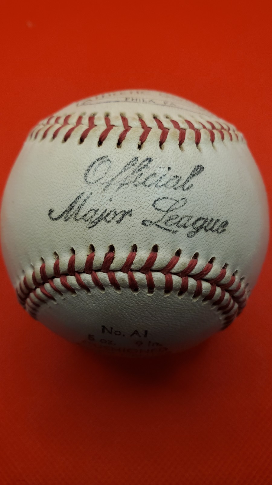 ROBIN ROBERTS Signed Baseball - HOF - Whiz Kids - Beckett - 1957 Phillies Team