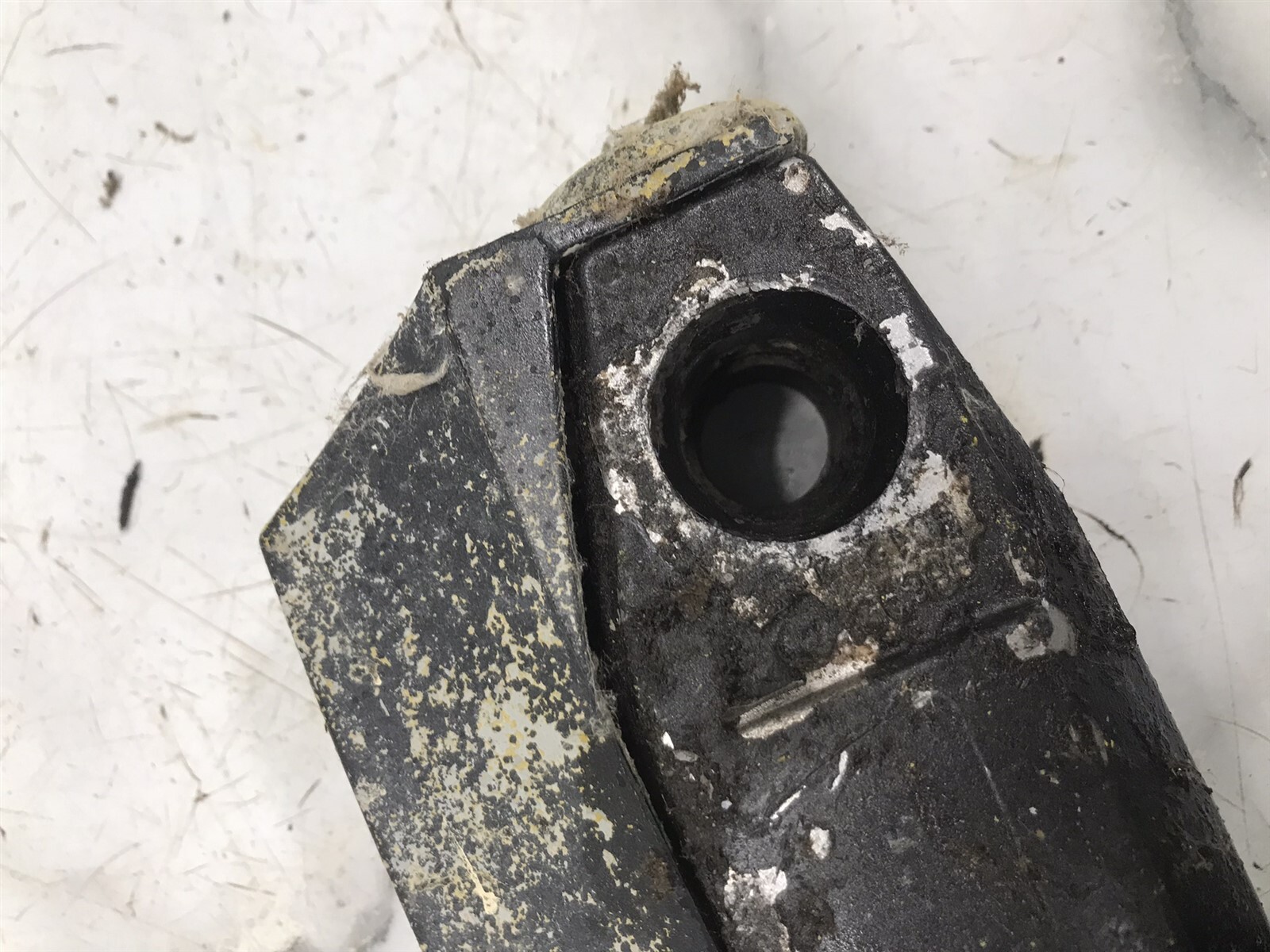 Volvo Penta out drive outdrive trim tilt lift hydraulic cylinders