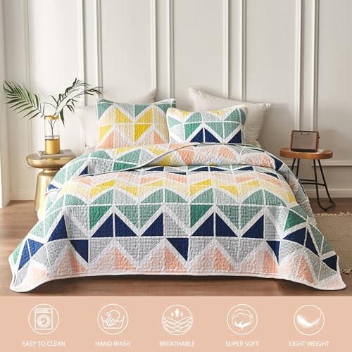 3 Piece Queen Reversible Floral Quilt Set White Red Green Queen (90x90) Flower