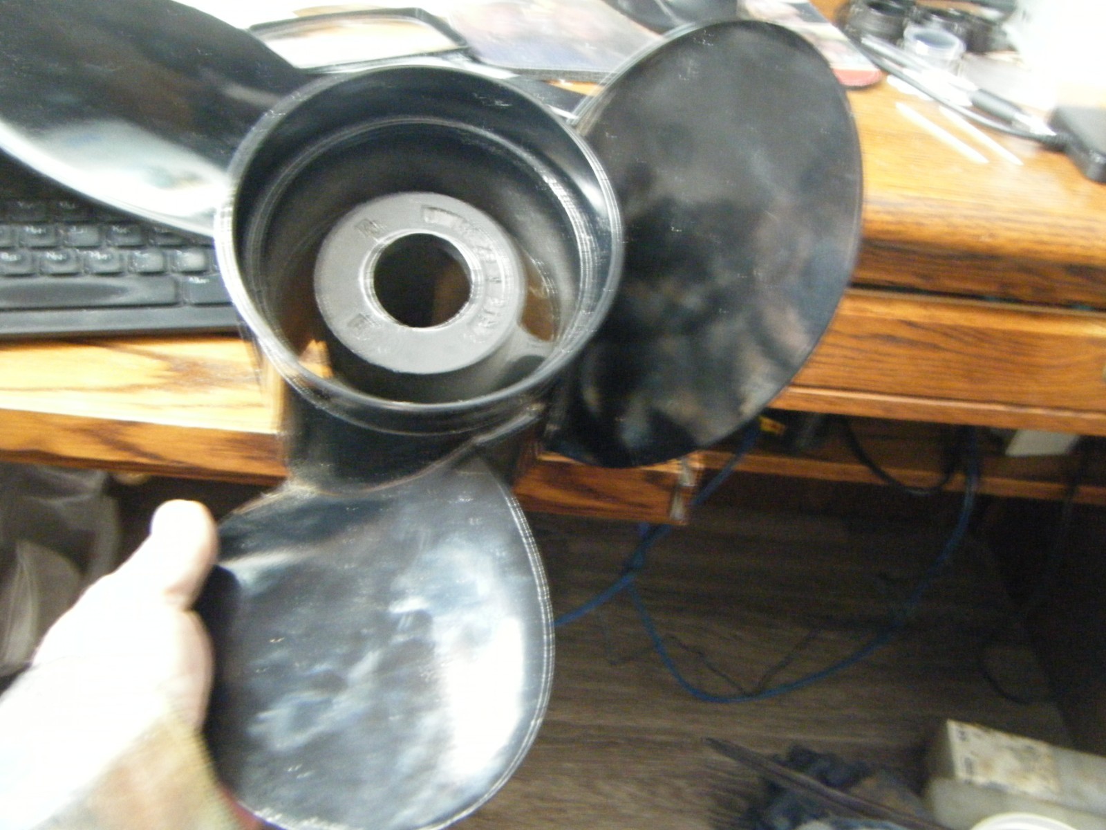 Mercury Marine MerCruiser Alpha 1 Gen 2 boat prop propeller J 14.25 X 21P